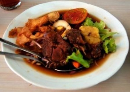 Rasa Autentik Mekar Sari: Warung Favorit di Jantung Cilacap